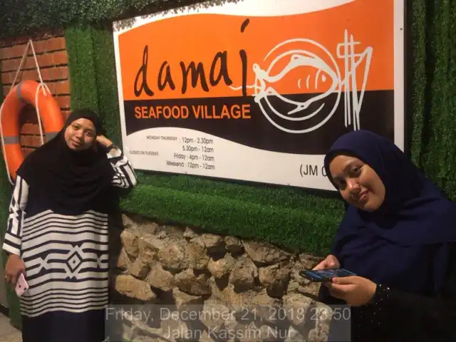 Damai Village Seafood Food Photo 7