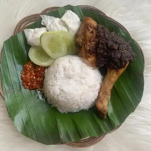 Gambar Makanan Nasi Bebek Bumbu Hitam Pak Amir 3