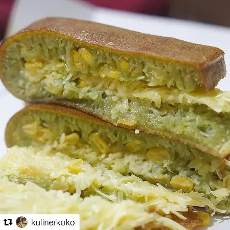 Gambar Makanan Martabak Yurich 9