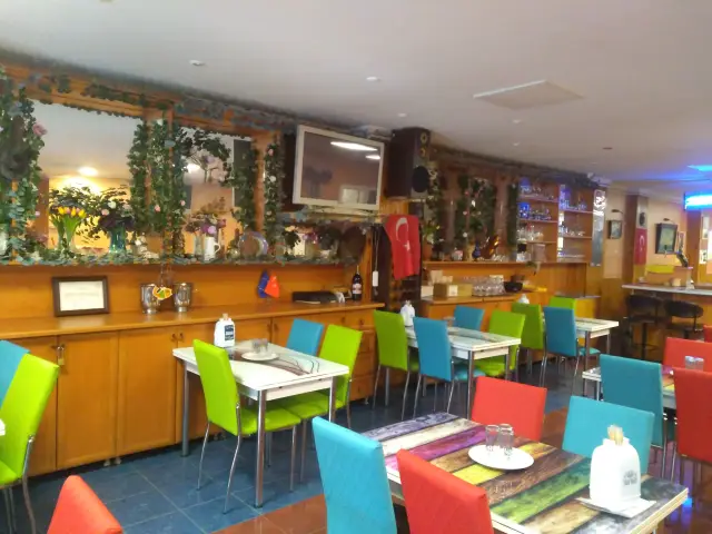 Şadırvan Restaurant'nin yemek ve ambiyans fotoğrafları 6