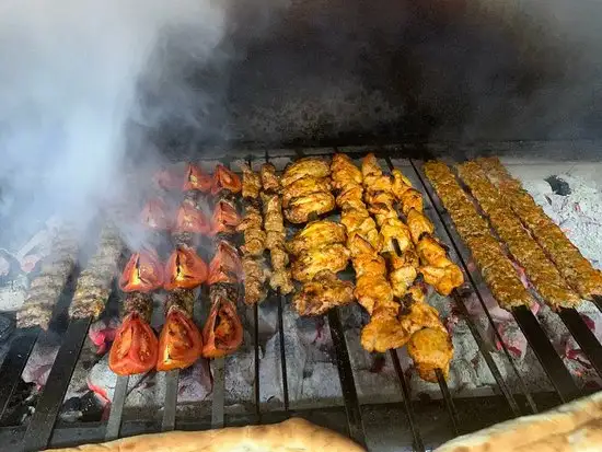 Gaziantep Közde Künefe Kebap Salonu'nin yemek ve ambiyans fotoğrafları 11