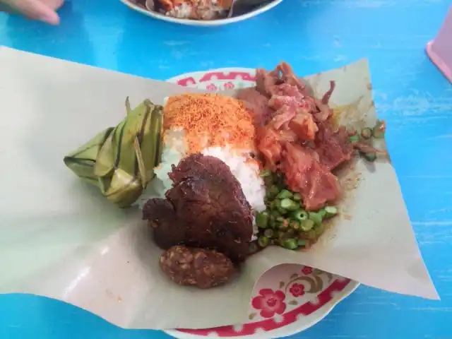 Gambar Makanan Warung Nasi Punel Bu Lin 10