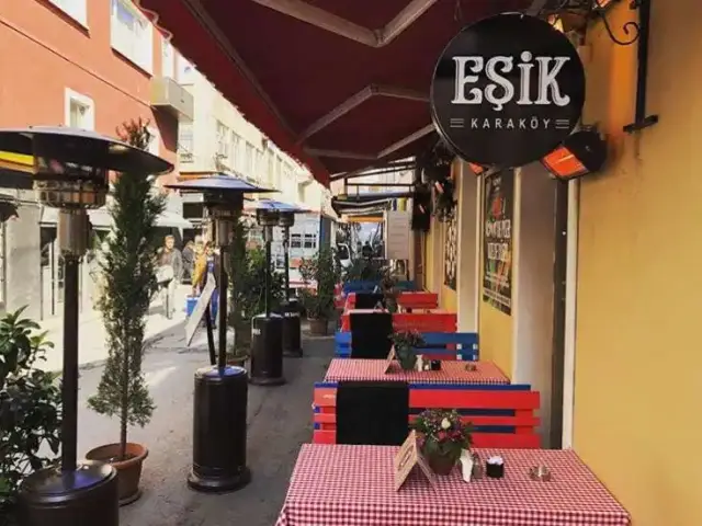 Eşik Karaköy'nin yemek ve ambiyans fotoğrafları 12