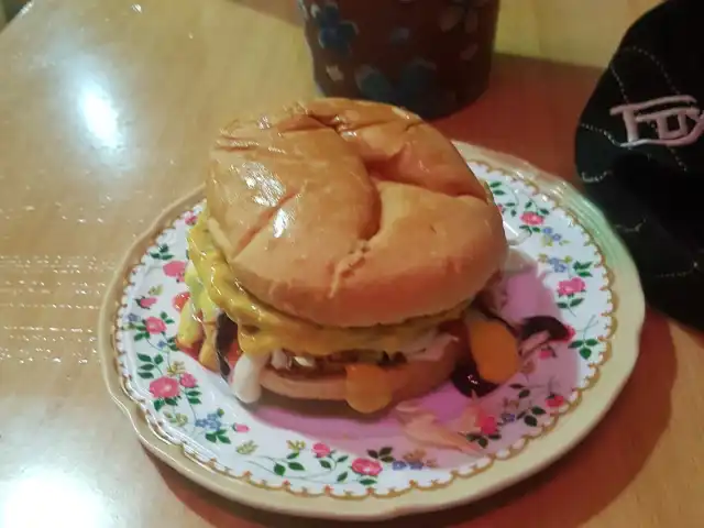 TPC Burger Food Photo 3