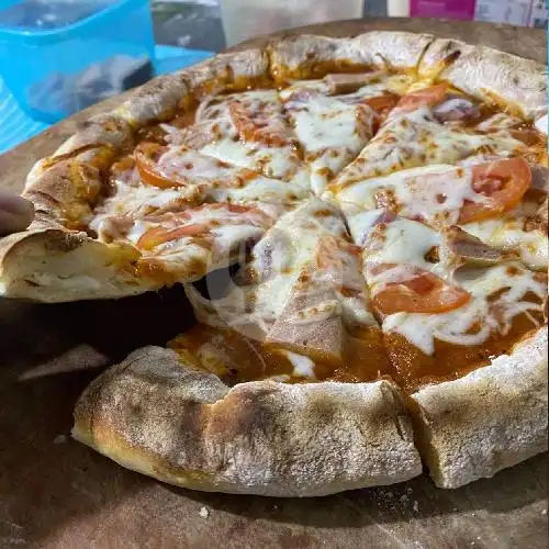 Gambar Makanan Kitchen Nyoman Pizza 1, Pantai Nyai Banjar Pasti 20