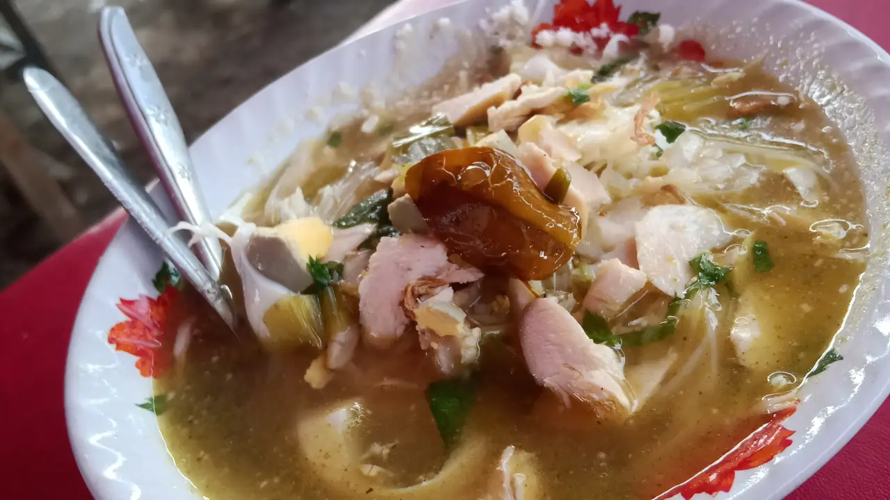 Soto Ayam Ceker Surabaya Cak Kris