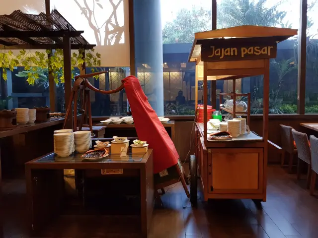 Gambar Makanan Kemangi Restaurant - Hotel Santika 2