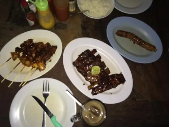 Gambar Makanan Naughty Nuri's Warung and Grill 17