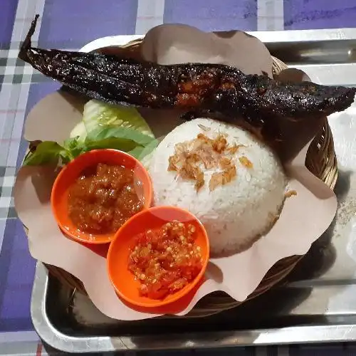 Gambar Makanan Warung Anugerah Dagen, Pandak 3