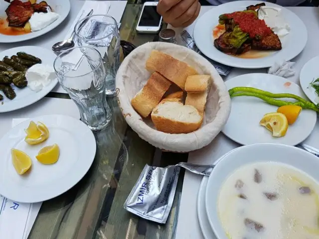 Izmirspor Lokantasi'nin yemek ve ambiyans fotoğrafları 3