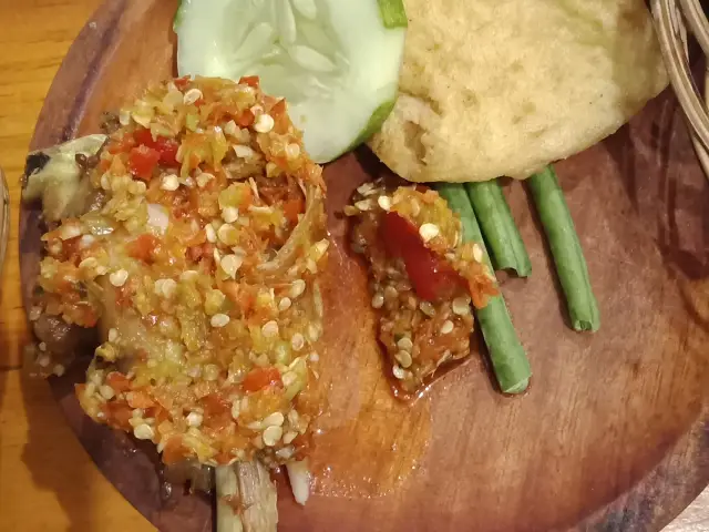 Gambar Makanan Ayam Goreng Nelongso 7