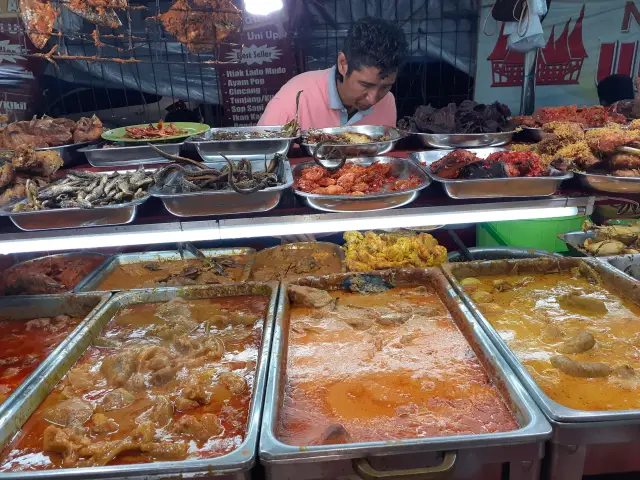 Gambar Makanan Nasi Kapau Uni Upik 11