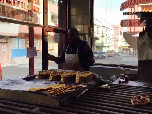 Kaplan Kardeşler Pide ve Lahmacun Fırını'nin yemek ve ambiyans fotoğrafları 2