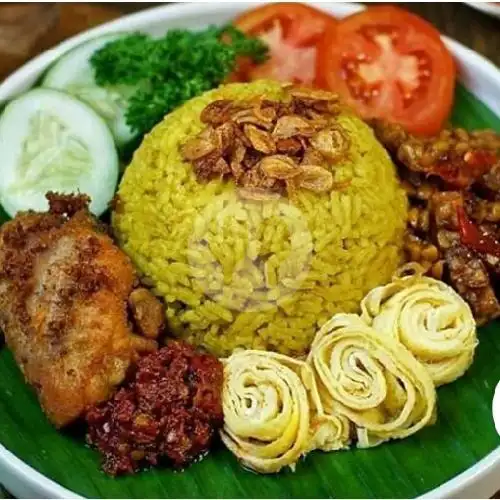 Gambar Makanan Nasi Kuning Salam Rasa Khas Jember, Tukad Cilincing 4