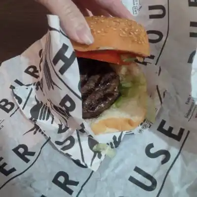 Burger House Acarkent'nin yemek ve ambiyans fotoğrafları 4