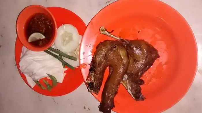 Gambar Makanan Bebek Yemelia (Asli Surabaya) 3
