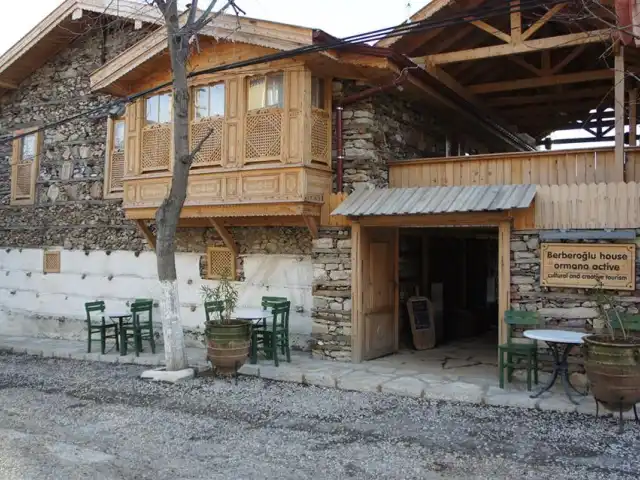 Berberoğlu House Ormana Active'nin yemek ve ambiyans fotoğrafları 1