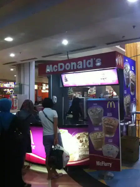 Gambar Makanan McDonald's Ice Cream 7