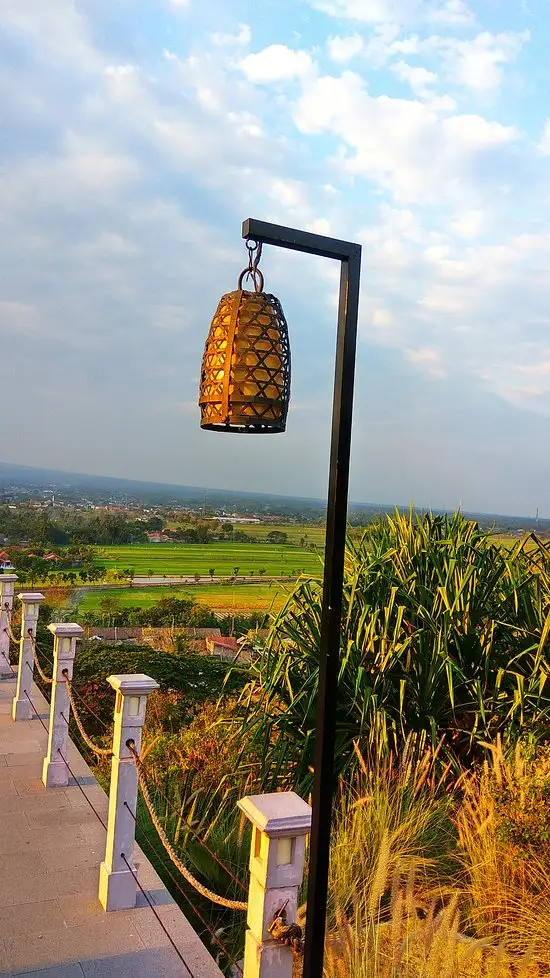 Gambar Makanan Abhayagiri Restaurant 3