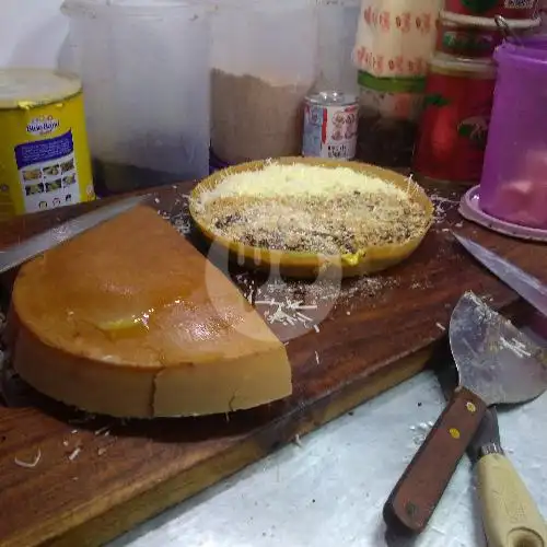 Gambar Makanan Martabak Alin Joyo, Raya Legok 12