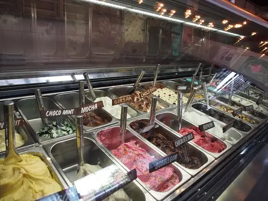 Gambar Makanan Gelato Factory Renon 20