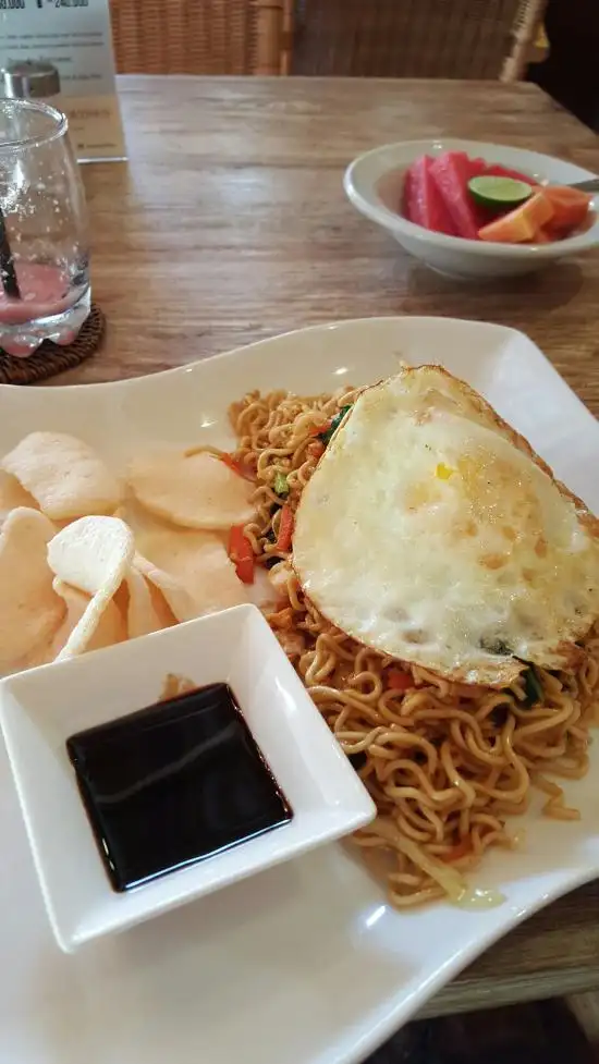 Gambar Makanan Kukus Bali 10