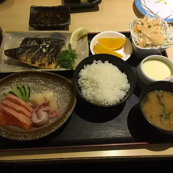 Zento Sushi Food Photo 1