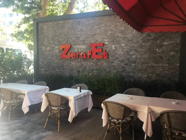 Zerafet Restaurant'nin yemek ve ambiyans fotoğrafları 5