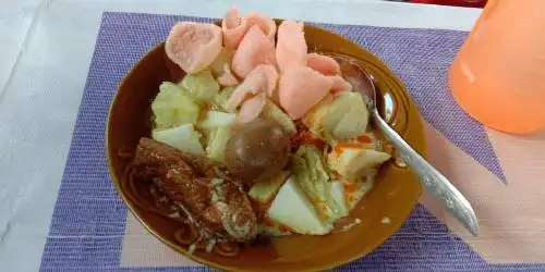 Ketupat Sayur Mang Ado