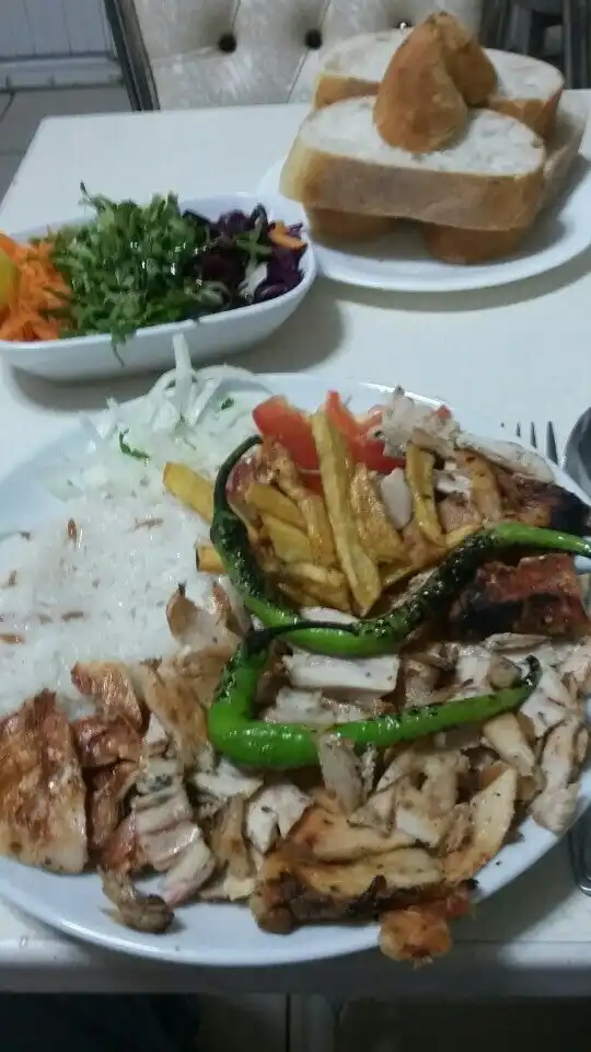 Çınar Döner Salonu'nin yemek ve ambiyans fotoğrafları 6