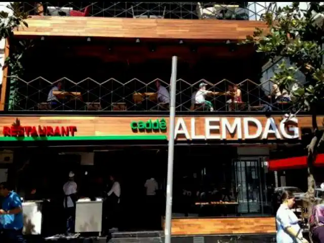 Cadde Alemdağ'nin yemek ve ambiyans fotoğrafları 19