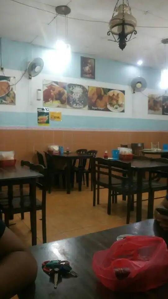 Restoran Ayam Penyet Hj Simpang 3 Food Photo 12
