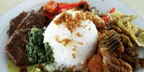 Nasi Padang Tanamo Sakato Asli Minang, Hayam Wuruk