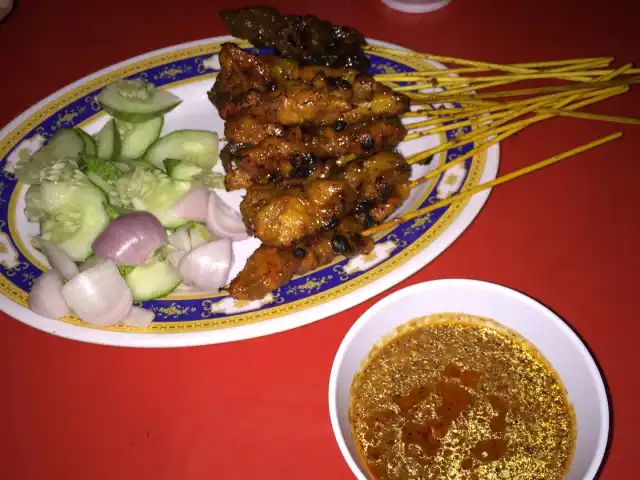 Adik Char Kuey Teow Food Photo 11