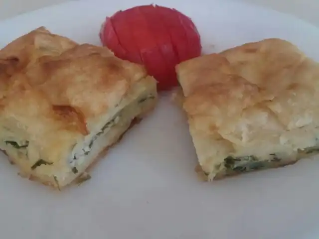 Aslı Börek