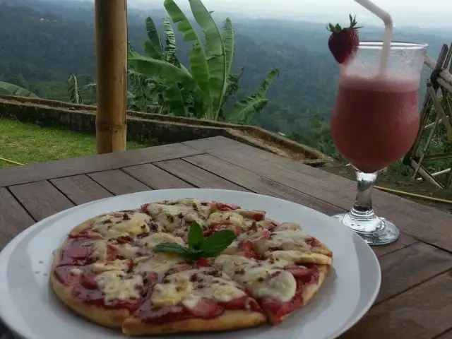 Gambar Makanan Bali Strawberry Farm & Restaurant 11