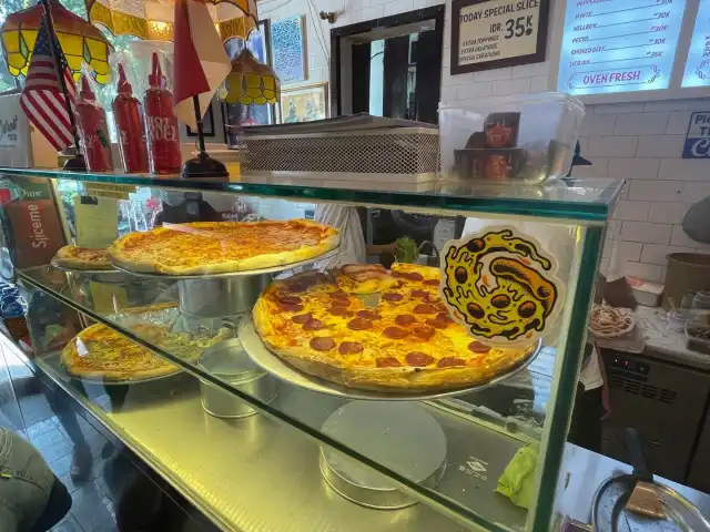 Gambar Makanan Pizza Place 2