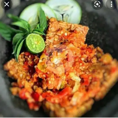 Gambar Makanan Ayam Geprek Mama Arka, Jl.Sahabat Baru No.8 Rt 04/01 19