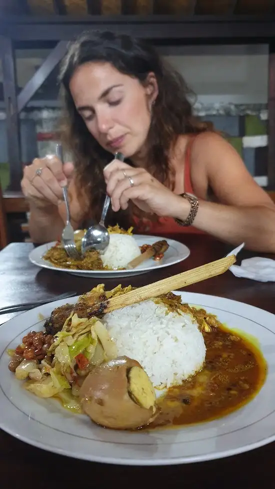 Gambar Makanan Warung Nasi Ayam Bu Oki 9