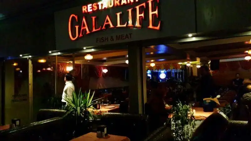 Gala Life Cafe'nin yemek ve ambiyans fotoğrafları 2