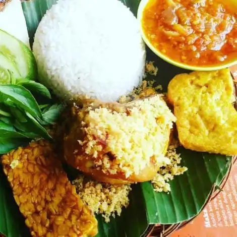 Gambar Makanan Pecel Ayam Kriuk Ibunda Lezatos, Kalibata Timur 2