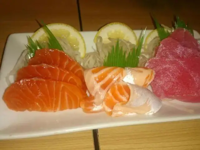Gambar Makanan Sushi Naga 17