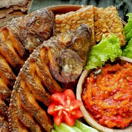 Gambar Makanan Nasi Uduk&Lalapan Ghina 8