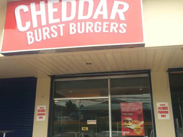 Cheddar Burst Burgers Food Photo 3