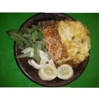 Gambar Makanan Soto Ayam Dan Lalapan Lamongan, Bromo 19