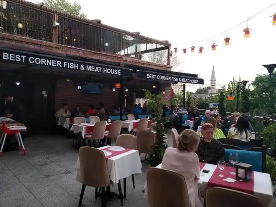 Best Corner Restaurant'nin yemek ve ambiyans fotoğrafları 33