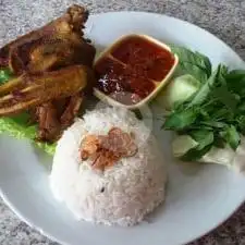 Gambar Makanan Warung D Kampoeng 16