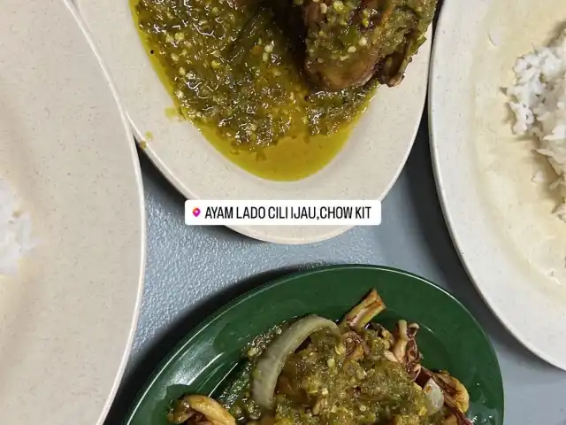 Mak Pah Tomyam (Ayam Lado Cili Ijau) Food Photo 1