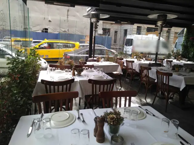 Lüsyen Karaköy'nin yemek ve ambiyans fotoğrafları 7