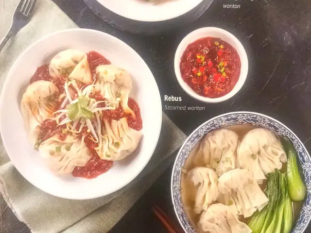 Gambar Makanan Tiga Wonton 1